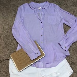 Lilly Pulitzer lavender button down blouse size M